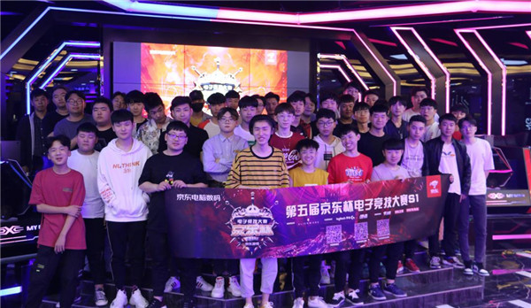 现进行分析 现进行分析