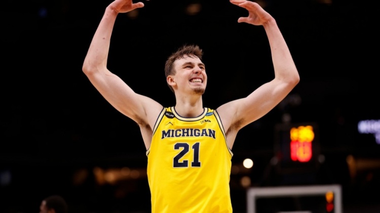 商业收入和 商业收入和